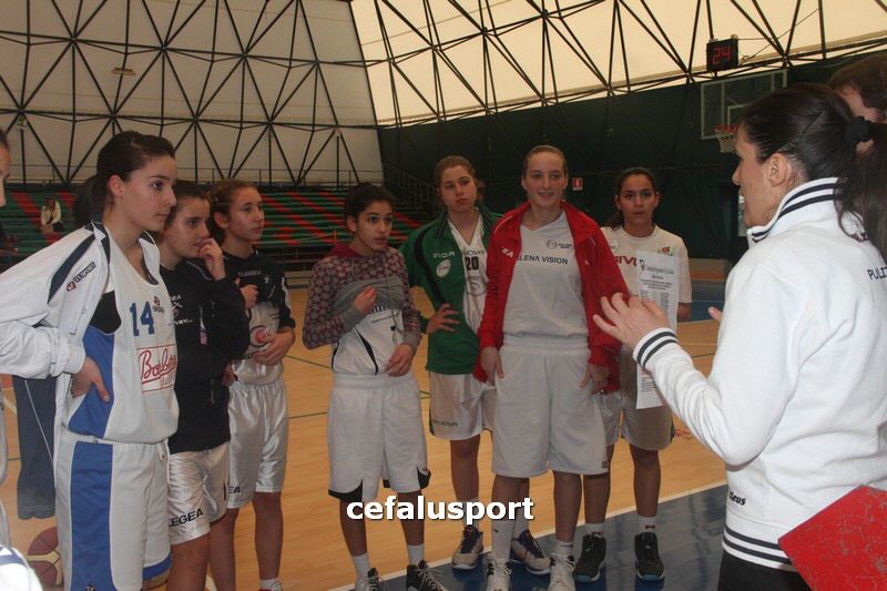 120218 basket 067_tn.jpg